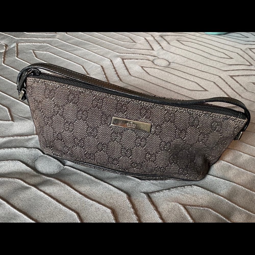 Gucci boat pochette